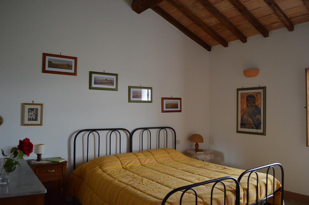 Agriturismo La Disperata Willa San Quirico dʼOrcia Zewnętrze zdjęcie