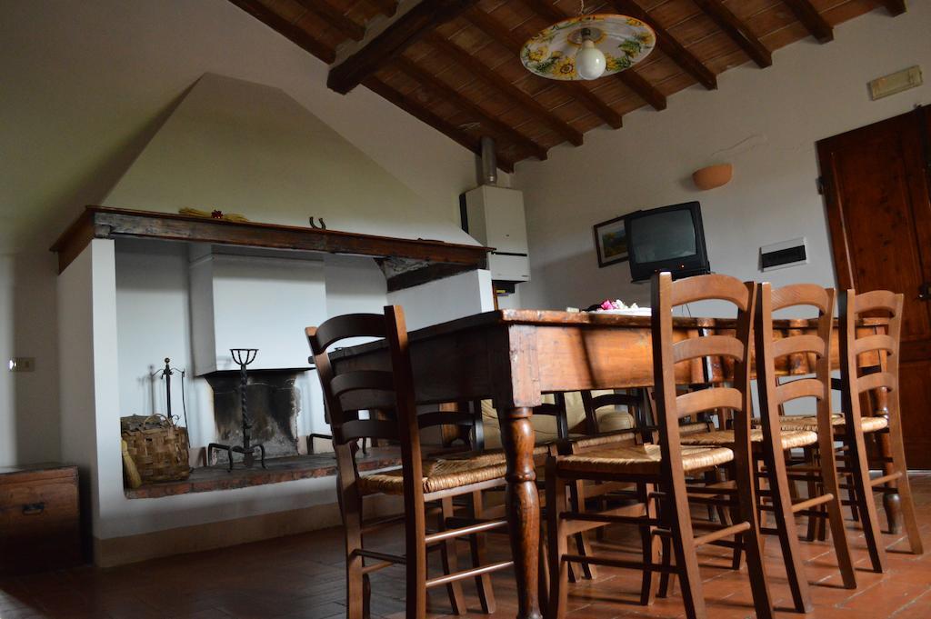 Agriturismo La Disperata Willa San Quirico dʼOrcia Zewnętrze zdjęcie